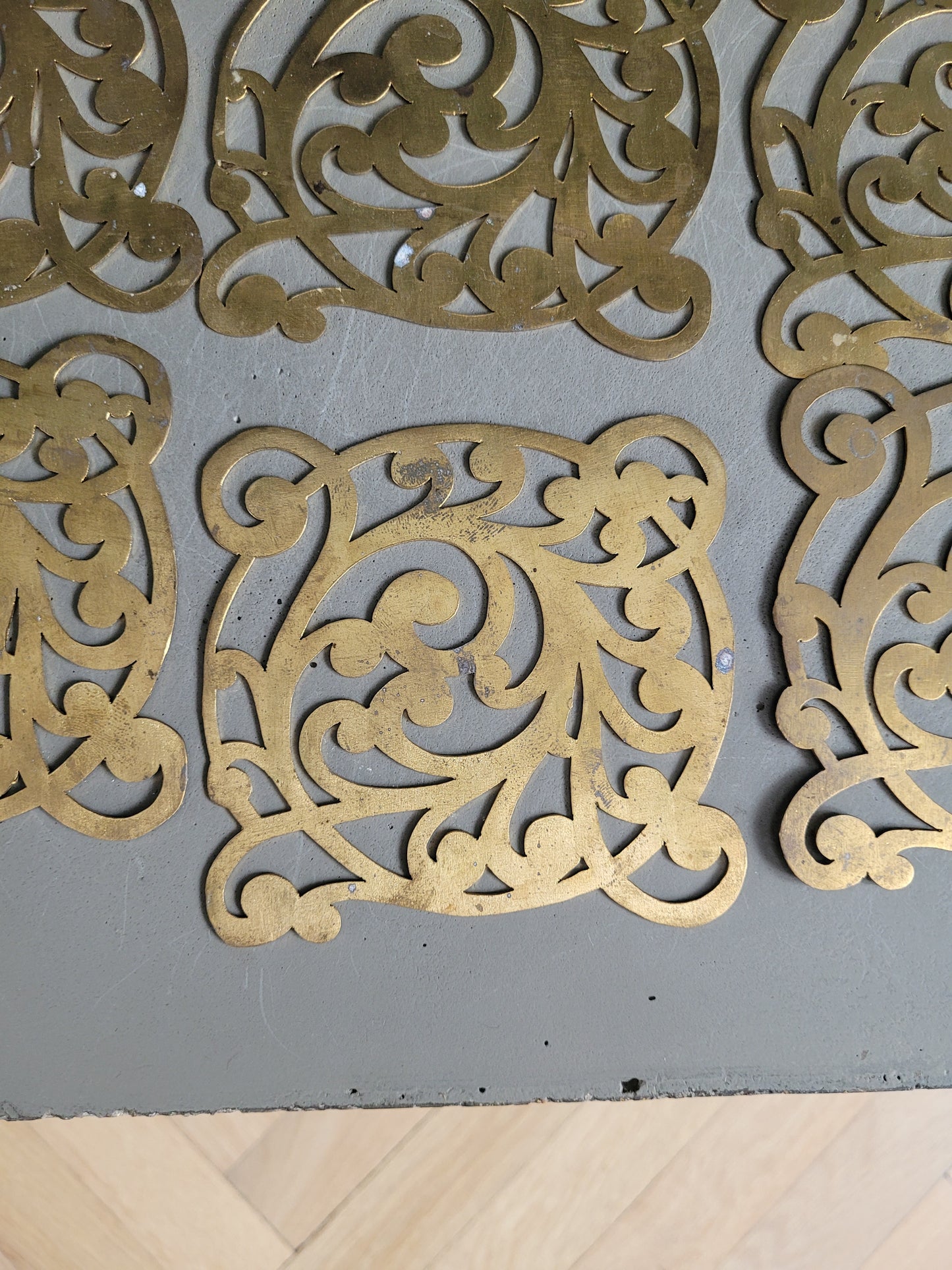 Lot de 12 sous-verres en laiton - Ref 369