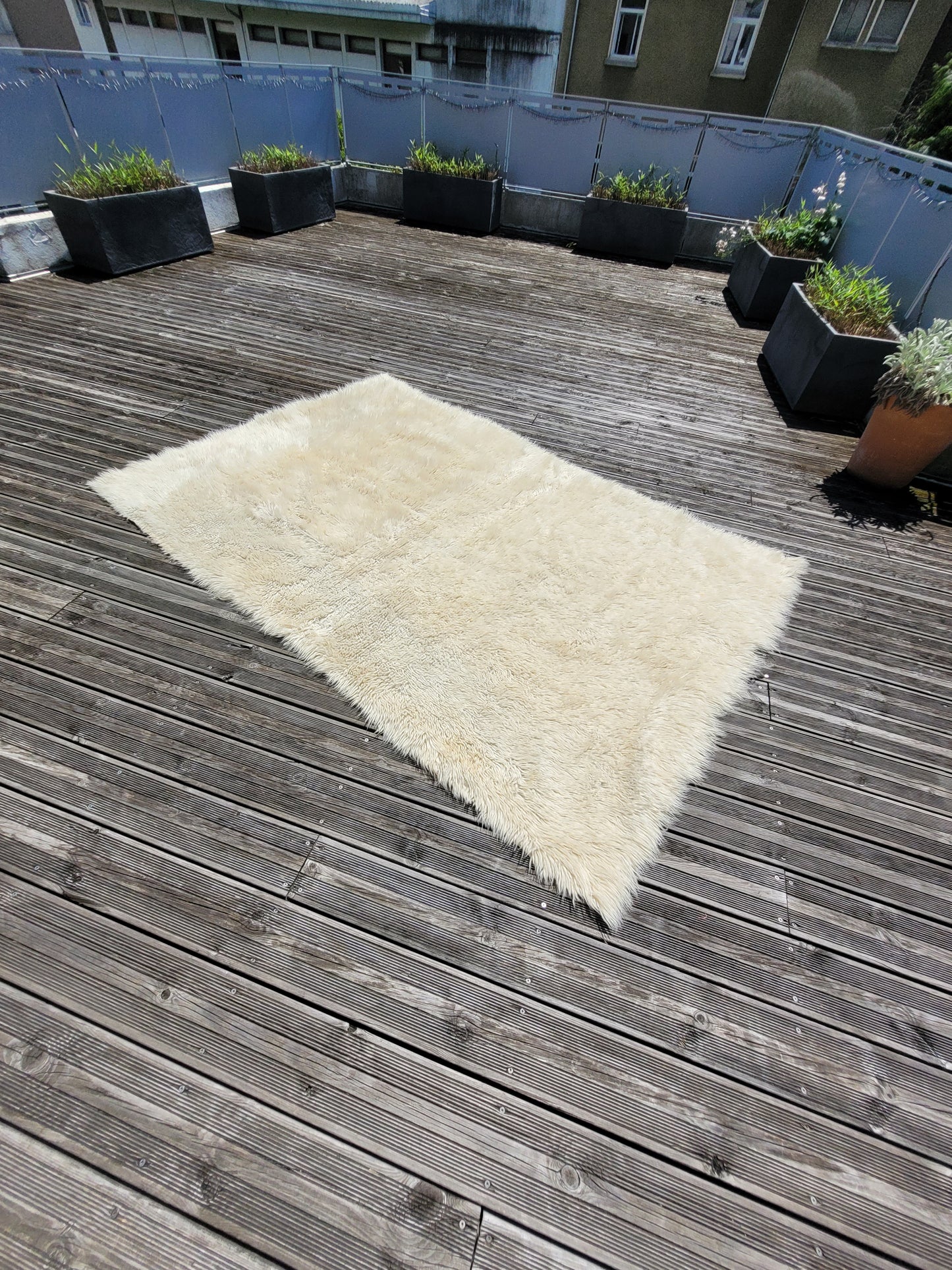 Tapis en laine à longs poils - 240x160cm - Ref 1005