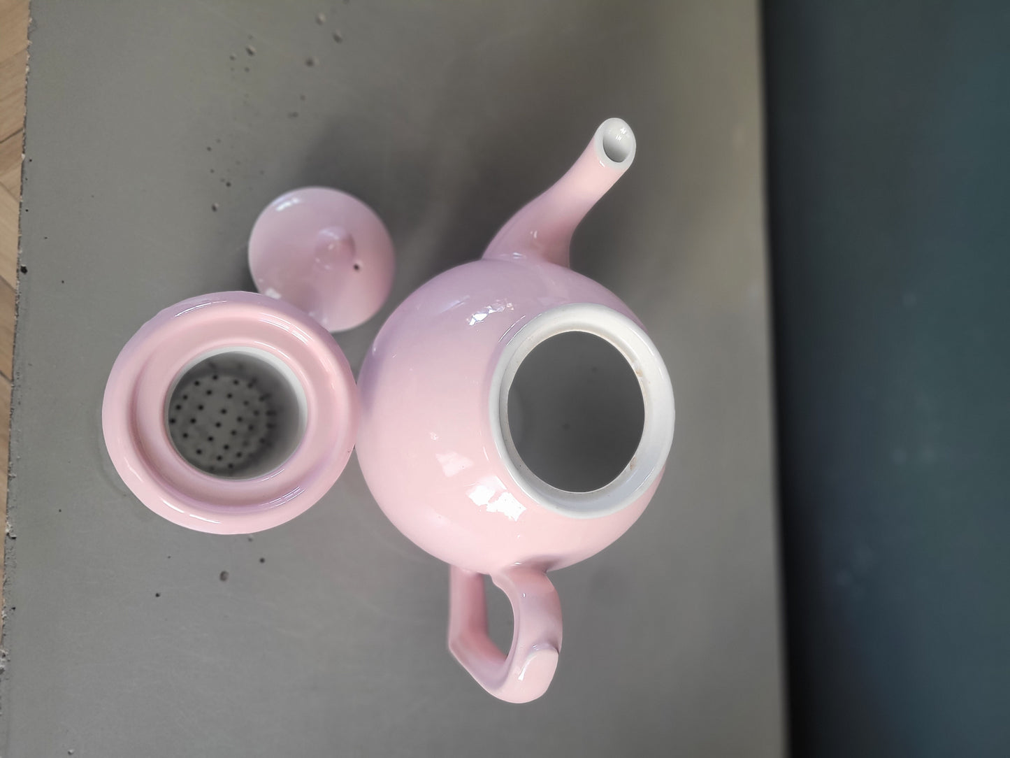 Théière ancienne rose en porcelaine avec filtre - 1,5L - Ref 886