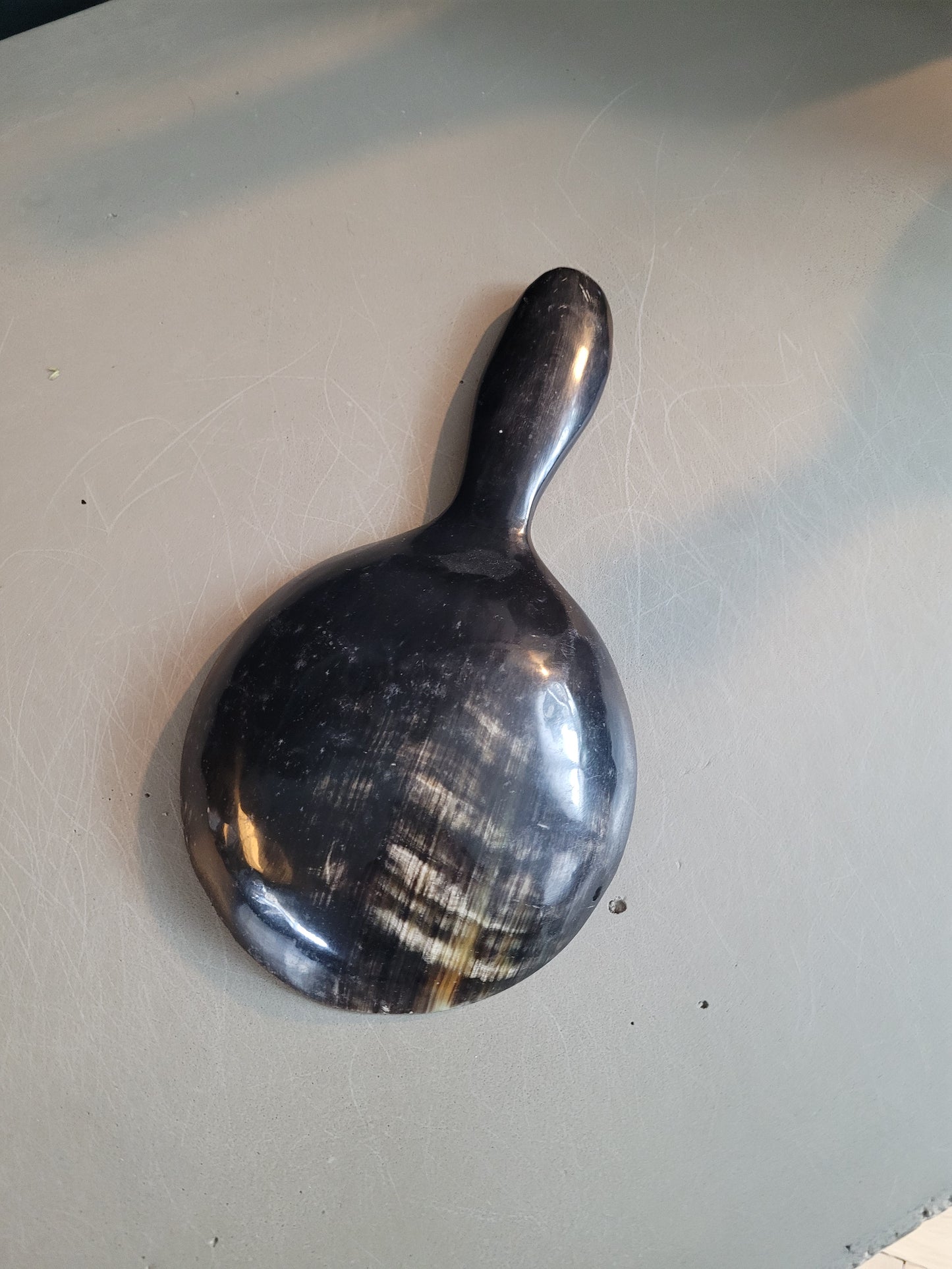 Cuillère à riz en corne noire - Ref 138