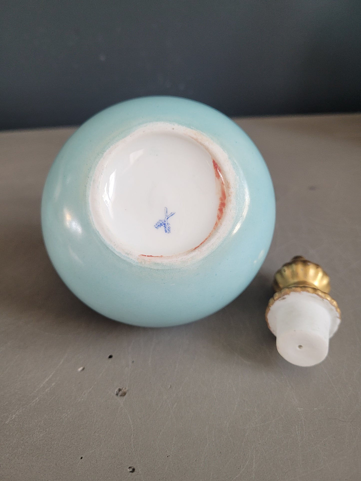 Ensemble de salle de bain en porcelaine ciel et or - Ref 413
