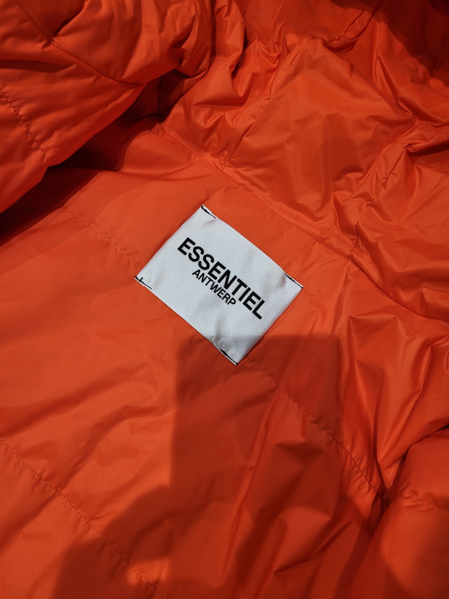 Manteau doudoune Essentiel Antwerp orange