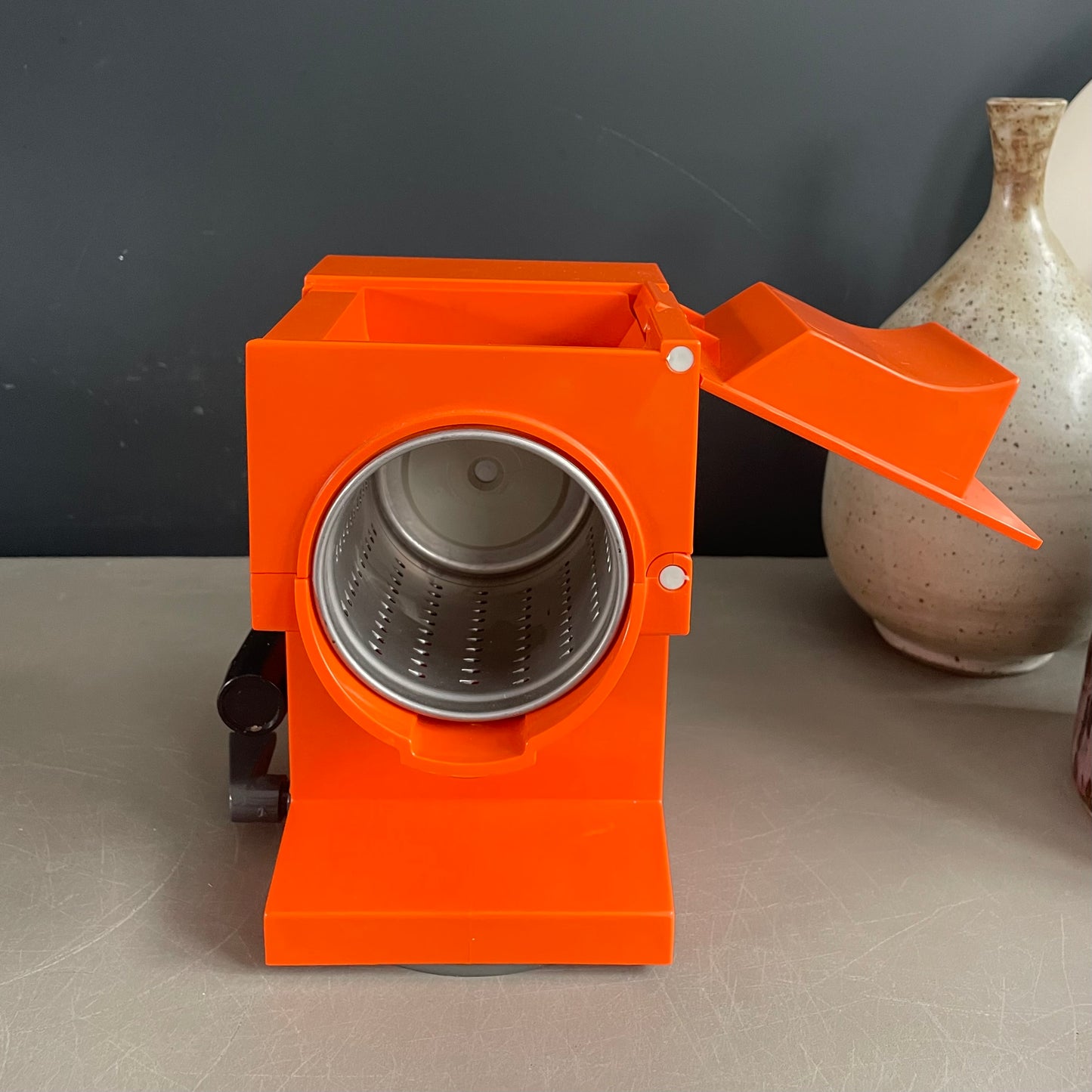 Râpe à tambour vintage Zyliss orange - Ref 925