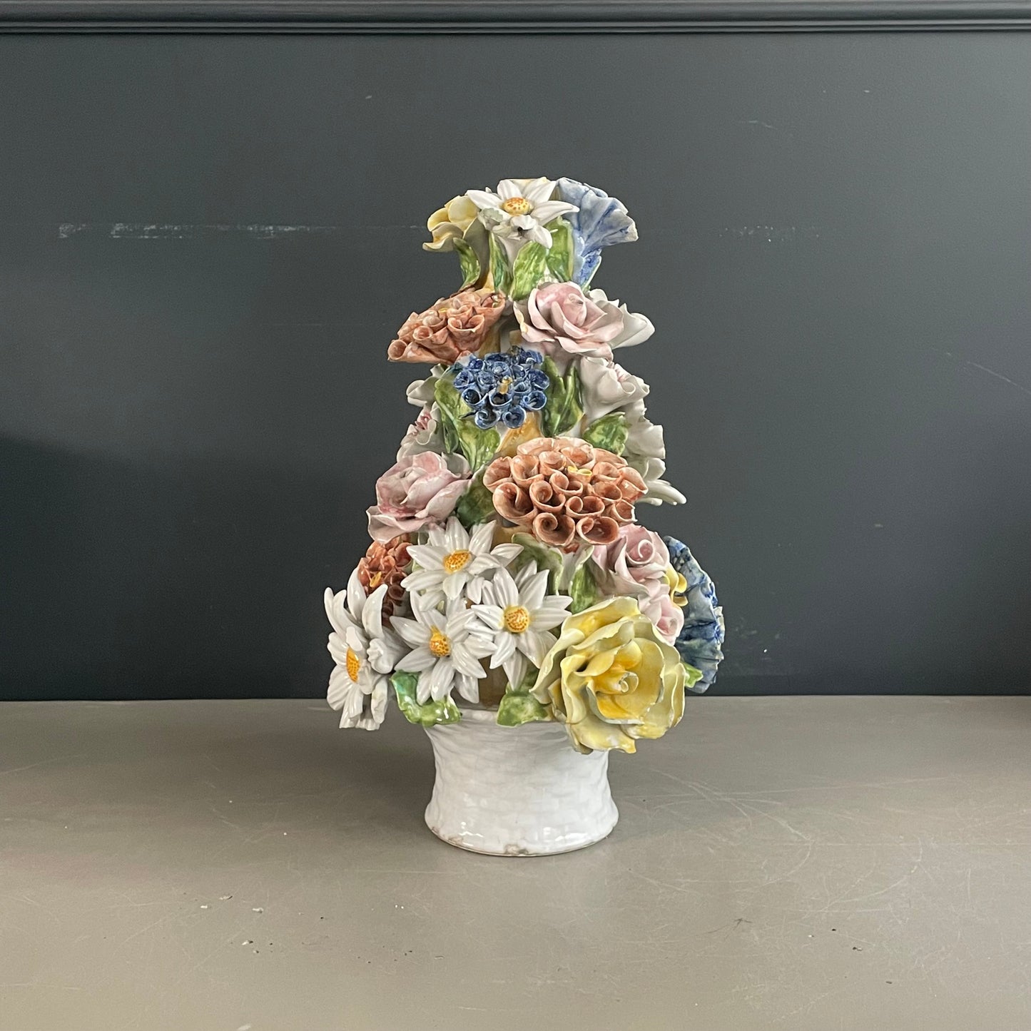 Bouquet en porcelaine - Centre de table - Ref 1113
