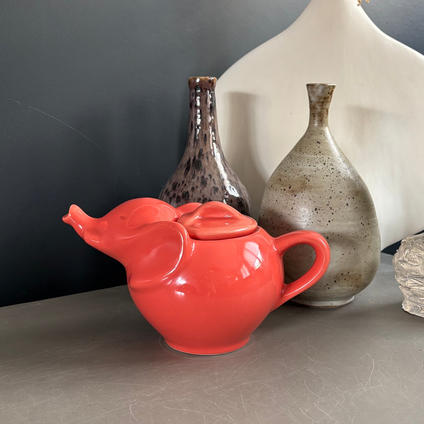 Théière Éléphant grand modèle couleur corail - Ref 1273