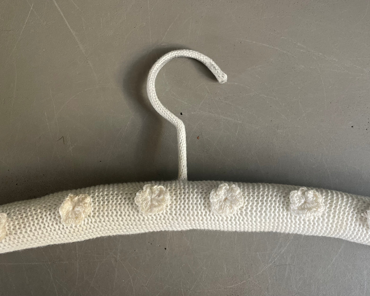 Cintre en crochet - Ref 935