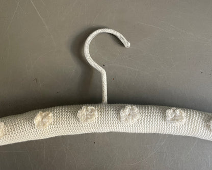 Cintre en crochet - Ref 935