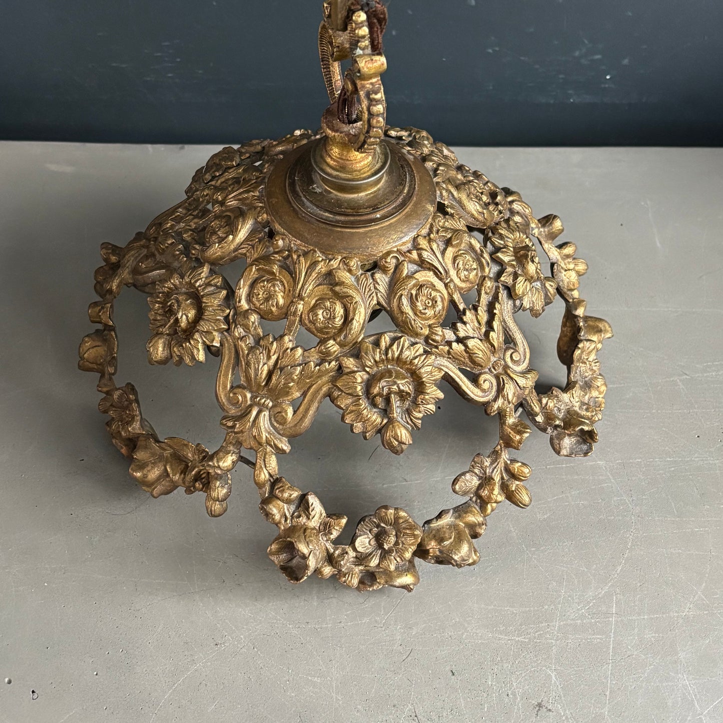 Suspension ancienne en bronze - Ref 1289