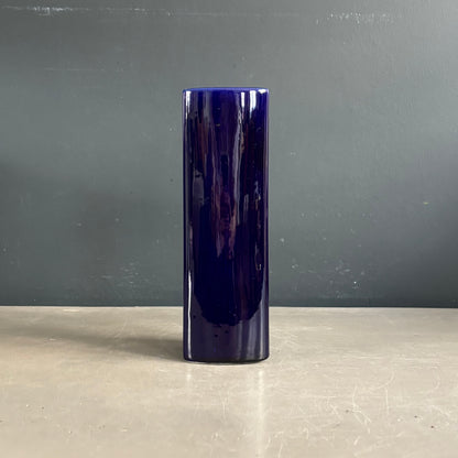 Vase vintage en céramique émaillée bleue Klein - Ref 1278