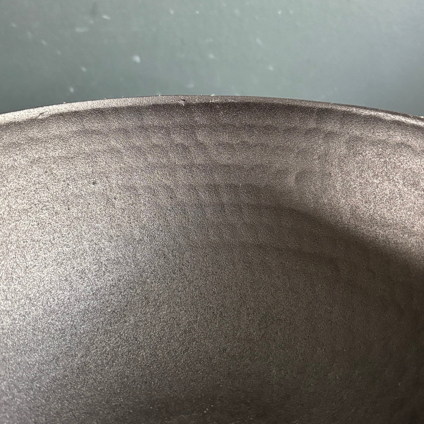 Paire de bols vide-poche en métal laqué noir - Ref 1249