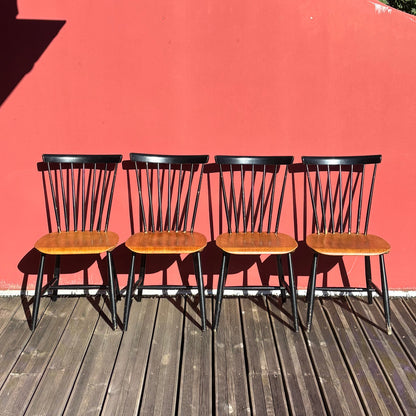 Ensemble de 4 chaises de Sven-Erik Fryklund pour Hagafors, Suède, 60’s - Ref 1397