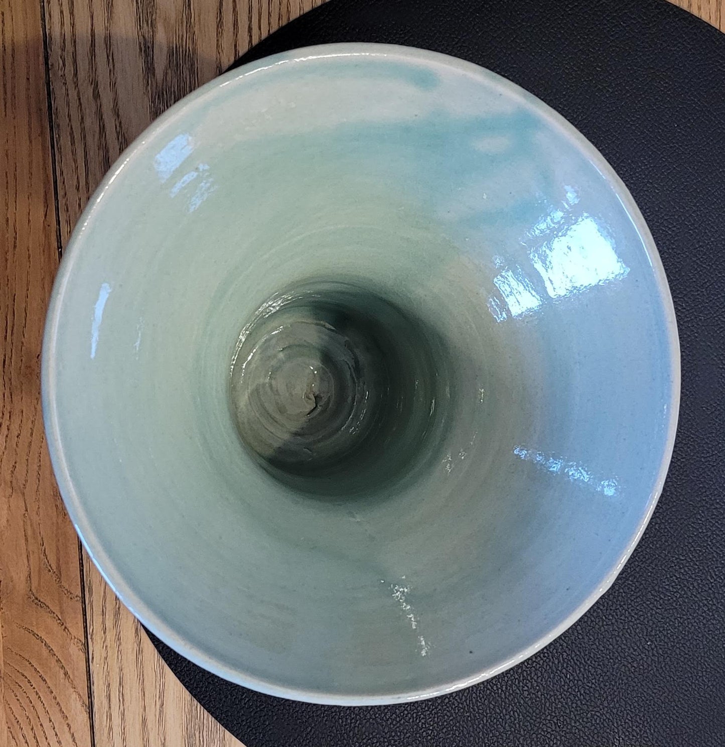 Vase en grès crème, intérieur vernissé céladon - ref 6