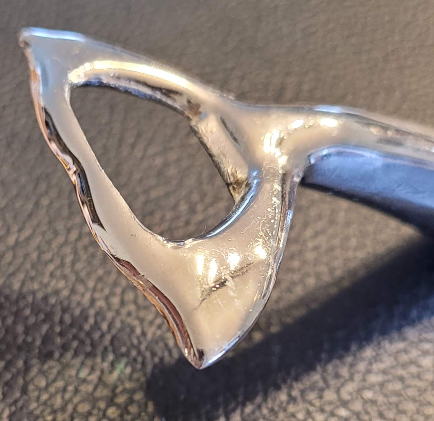 Décapsuleur ouvre-bouteille dauphin chromé Ref 4