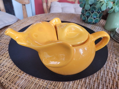 Théière vintage Eléphant en porcelaine - ref 149