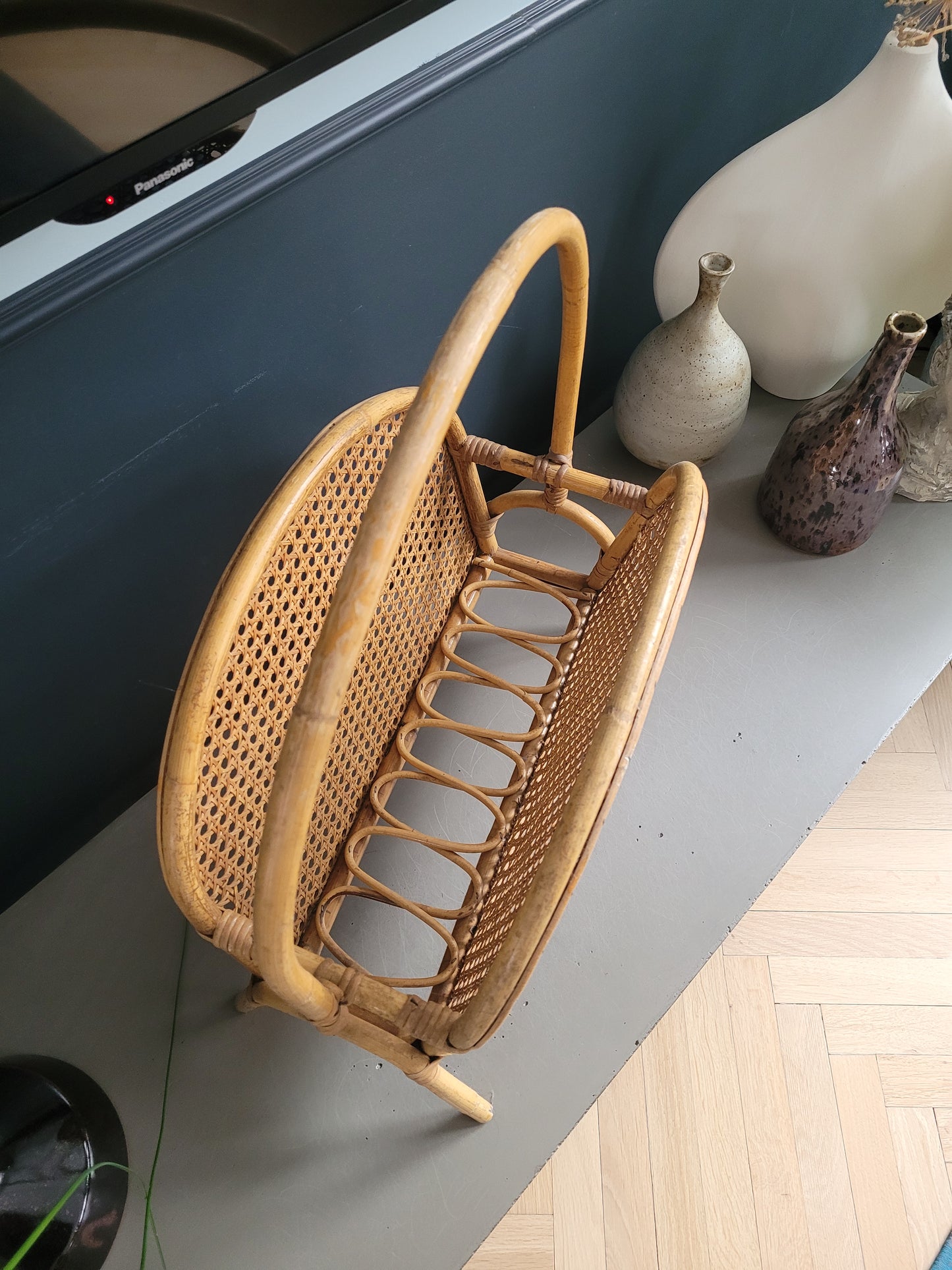 Porte-revues en rotin et cannage - Ref 101