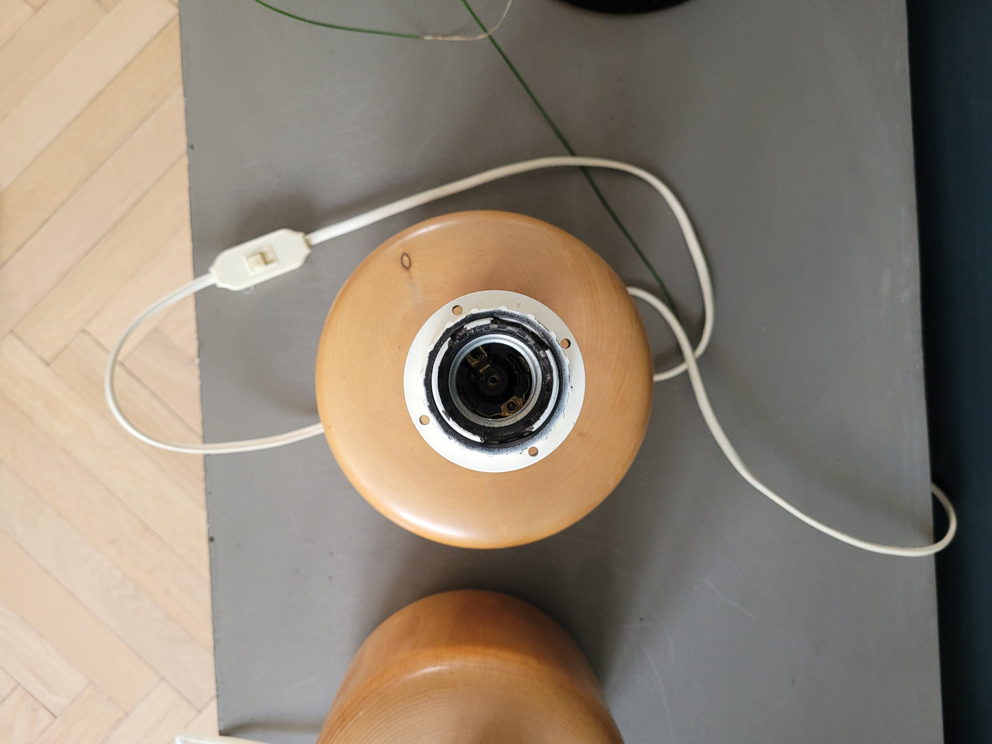 Paire de pieds de lampes en bois clair vintage - Ref 252