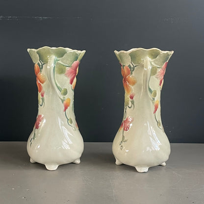 Paire des vases en barbotine St Clément - Ref 1115