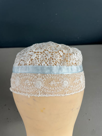 Bonnet de bébé ancien en dentelle - Ref 1159
