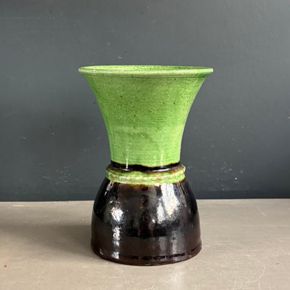 Vase bicolore en terre cuite émaillée - Artisanat savoyard - Ref 1272