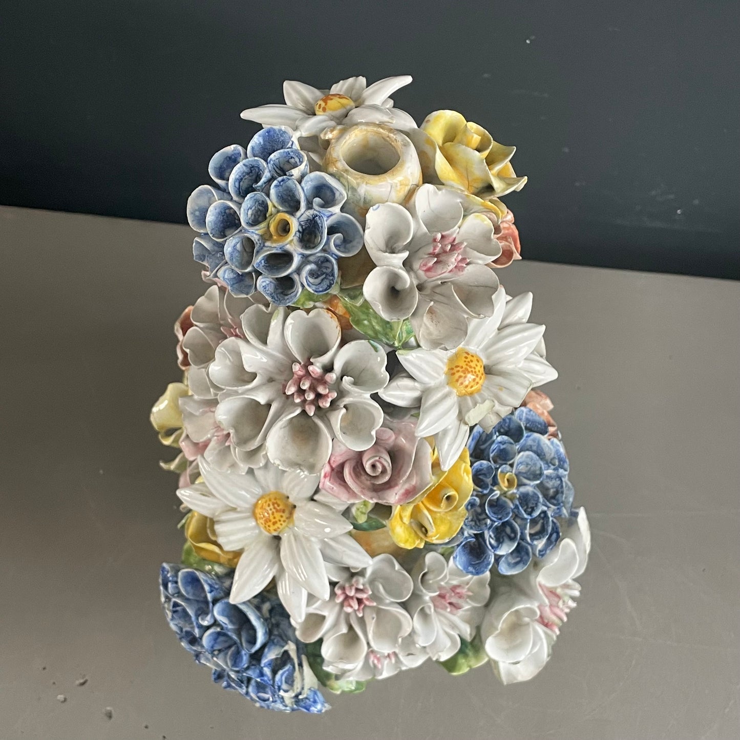 Bouquet en porcelaine - Centre de table - Ref 1113