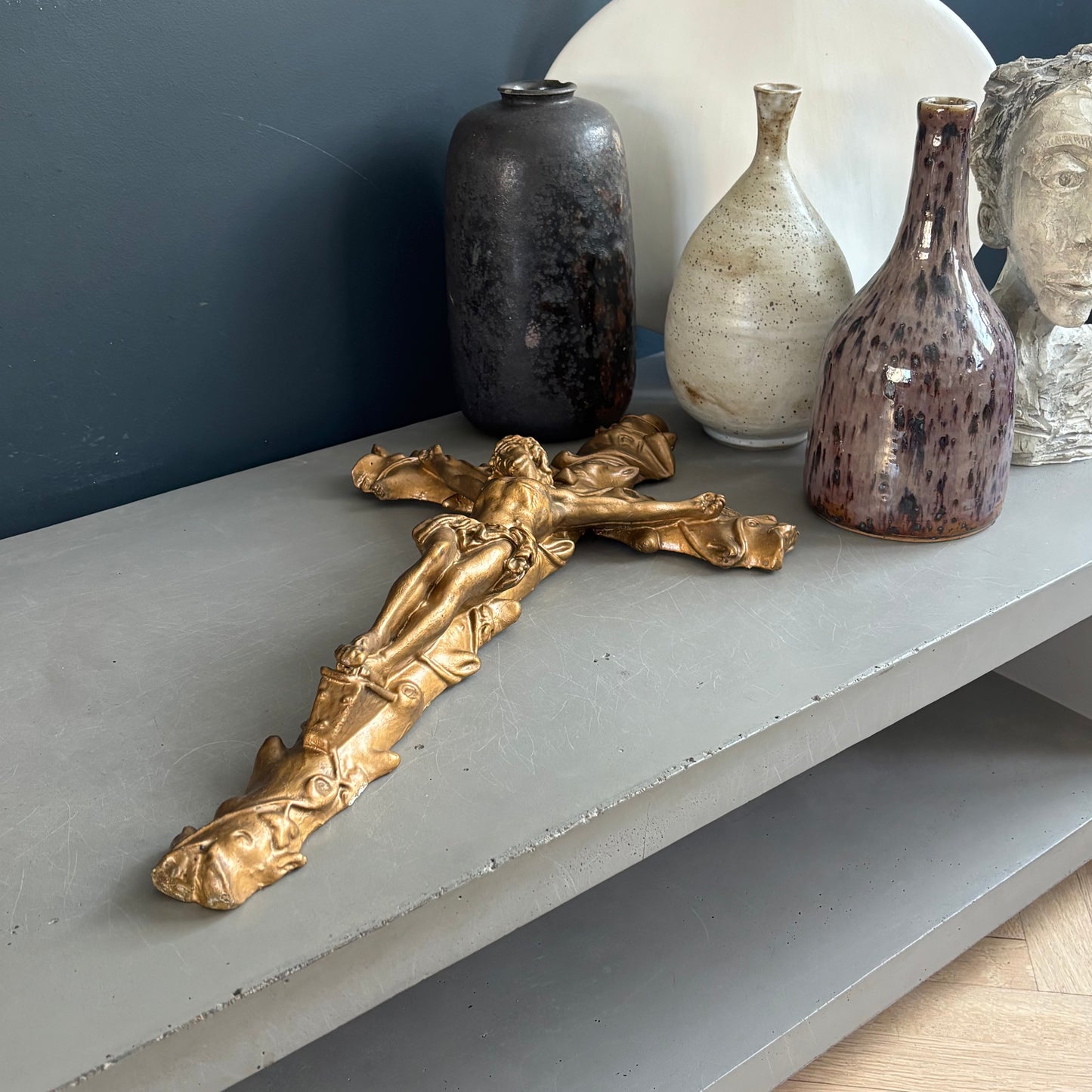 Crucifix doré en céramique - 55cm - Ref 1335