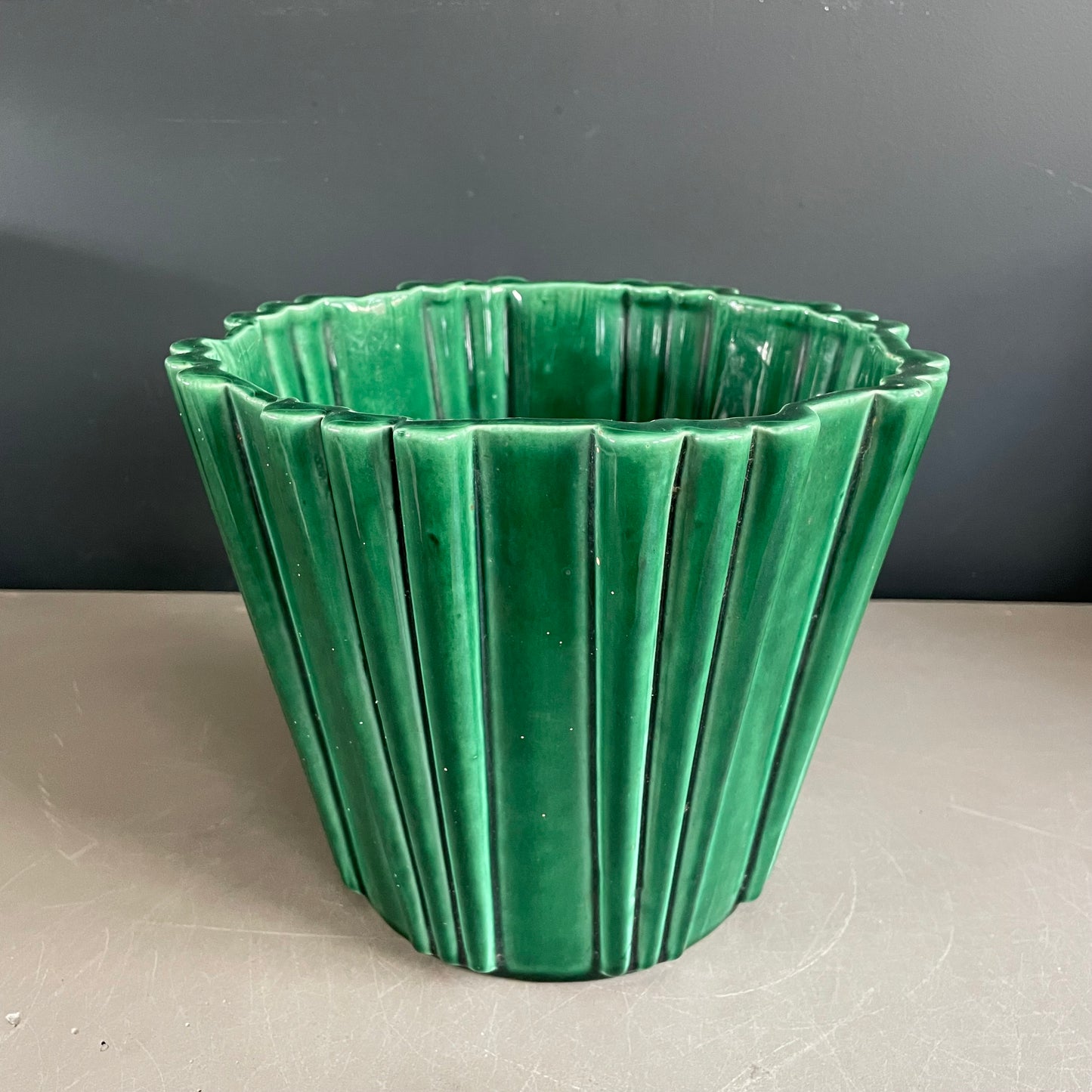 Cache-pot P.L. France Poët Laval en céramique verte - Ref 942