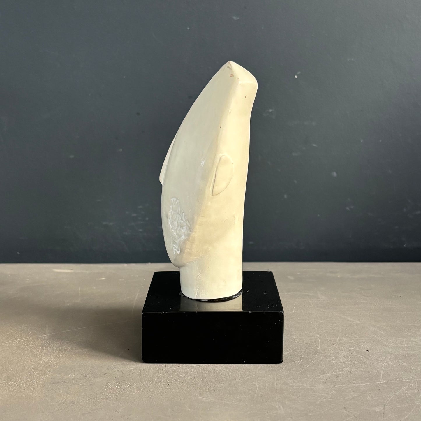 Tête en plâtre - Sculpture sur socle - Ref 1302