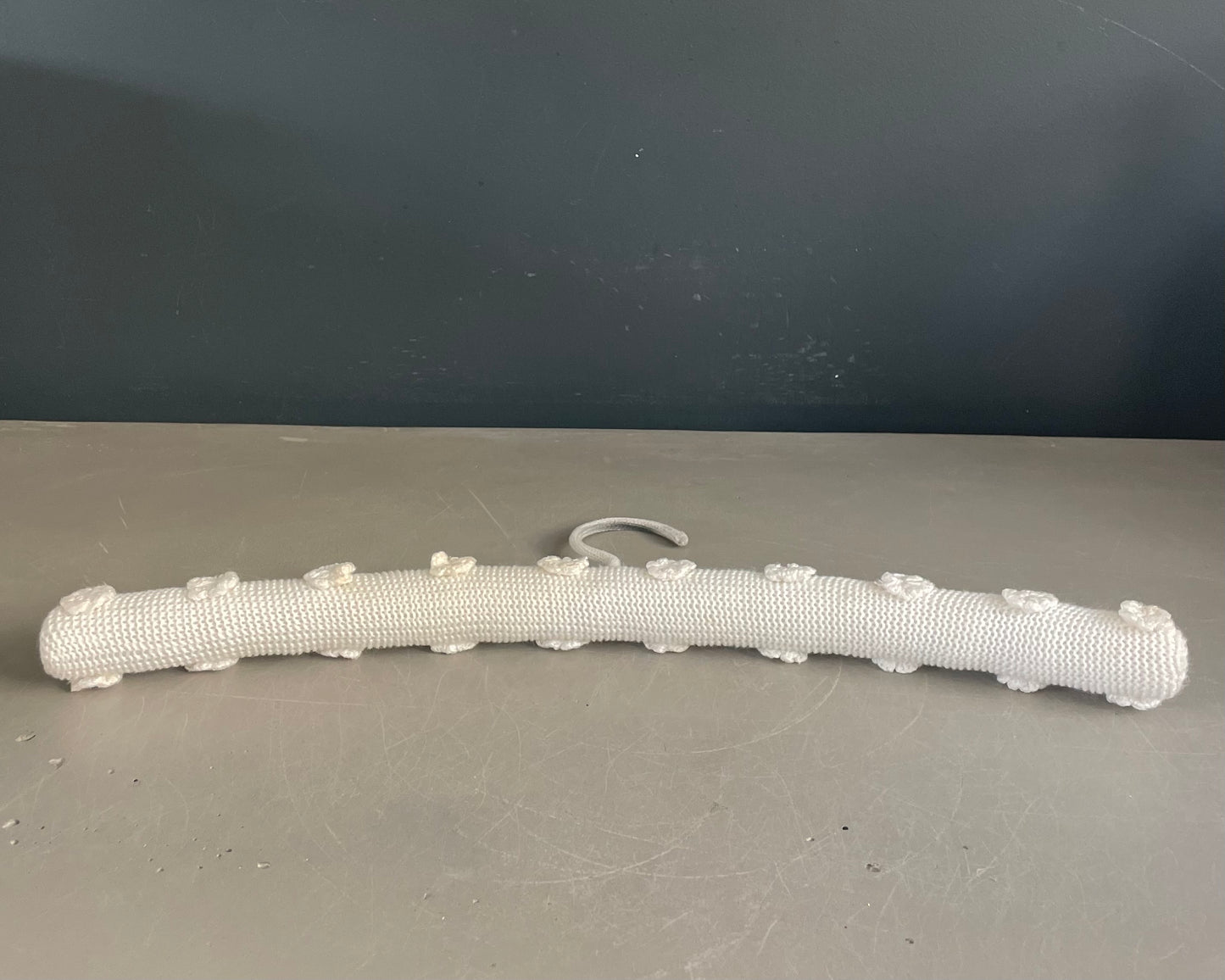 Cintre en crochet - Ref 935