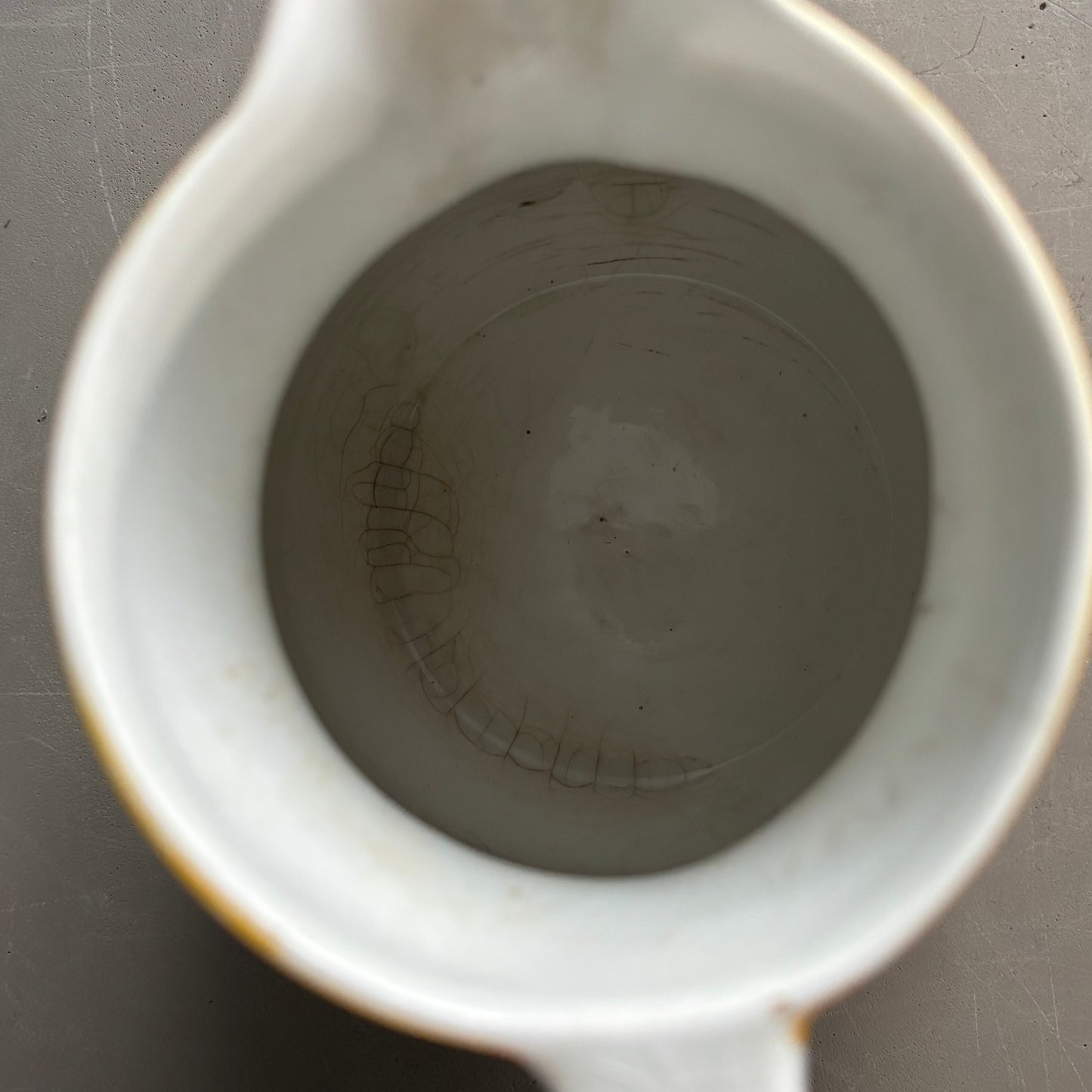 Théière ancienne en faïence et couvercle-filtre en étain - Ref 1250