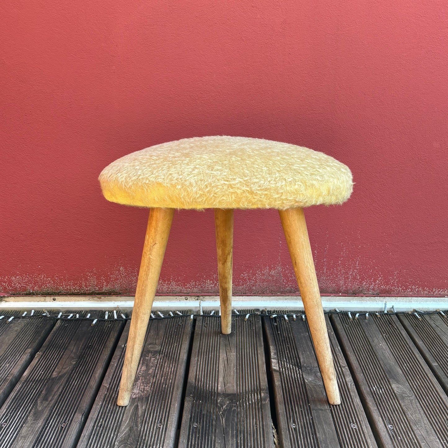 Tabouret vintage pieds compas et moumoute - Ref 1303