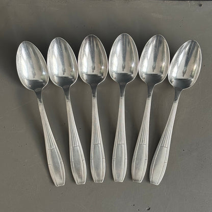 Lot de couverts en métal argenté - Ref 1255