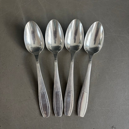 Lot de couverts en métal argenté - Ref 1255