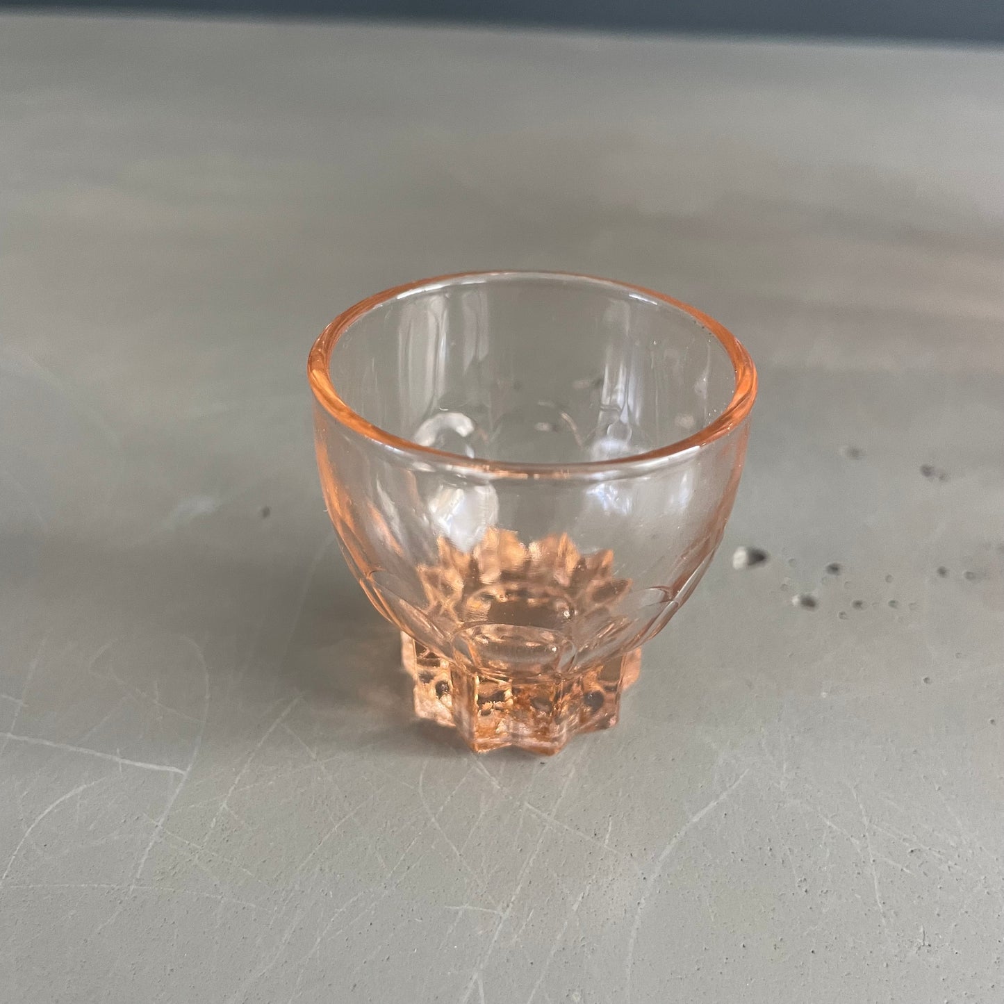Service à liqueur en verre rosé - Ref 1067