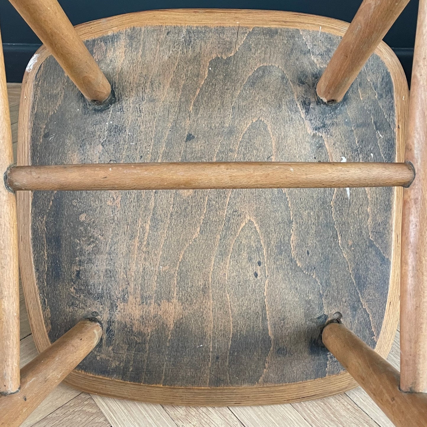 Chaise scandinave à barreaux 1950 - Ref 1209