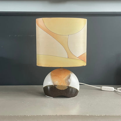 Lampe pied céramique et abat-jour en soie signé- Ref 1146