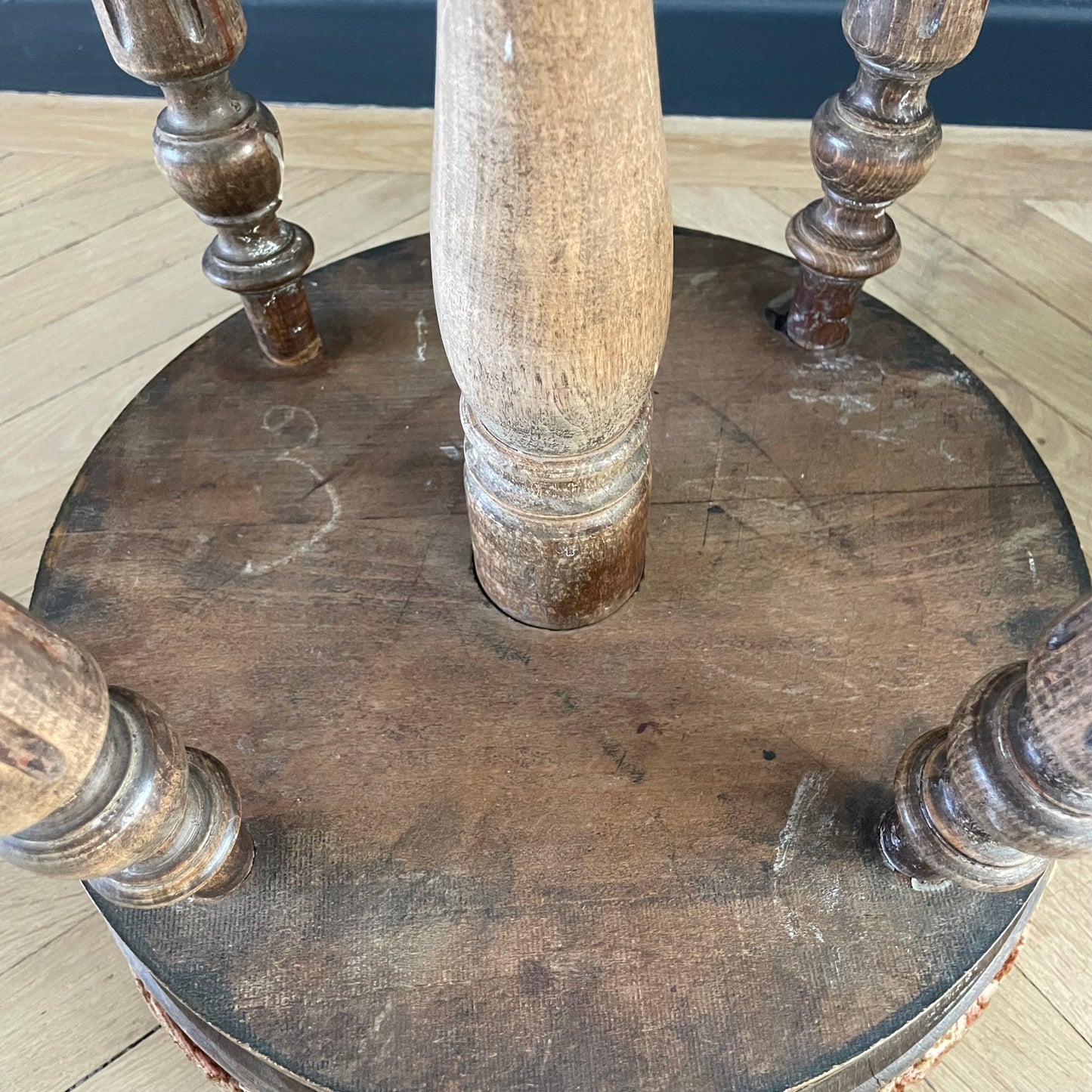 Tabouret de piano ancien en bois tourné - Ref 1059
