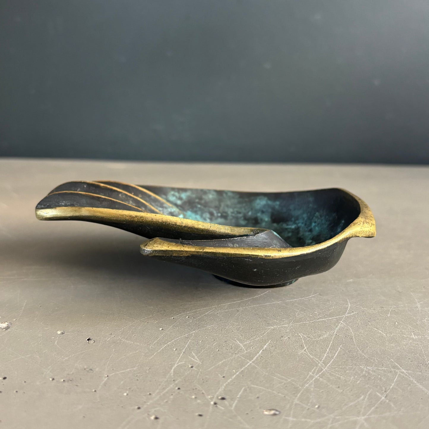 Vide-poche main en bronze Éditions Gerfaux 60-70 - Ref 1323