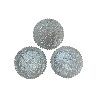 Paire de plafonniers / appliques en verre moulé + 1 globe seul - Ref 1179