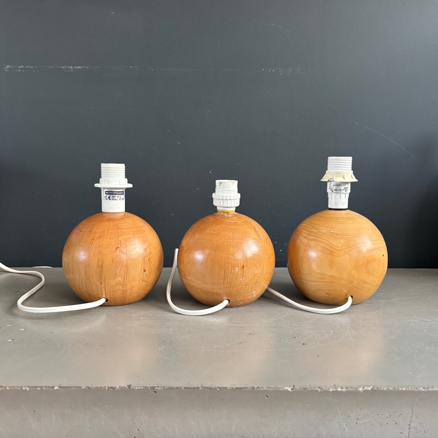 Trio de pieds de lampes forme boule en bois clair - Ref 1236