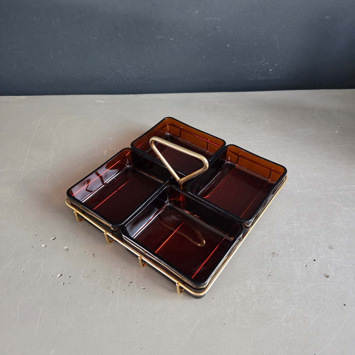 Serviteur à apéritif en fil métal doré et verre ambré - Vereco - Ref 1453