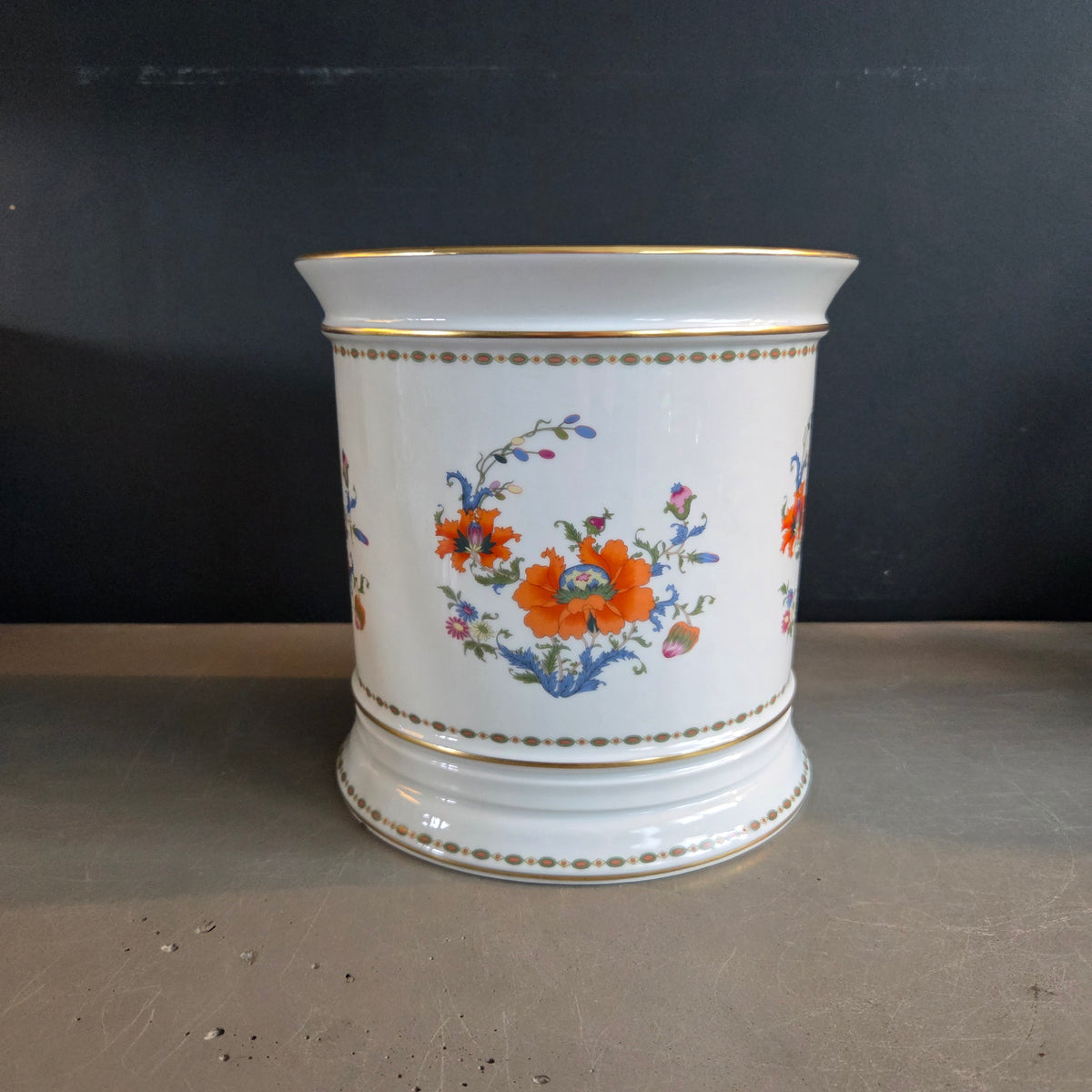 Cache-pot en porcelaine de Limoges – Raynaud & Cie - Ref 1458