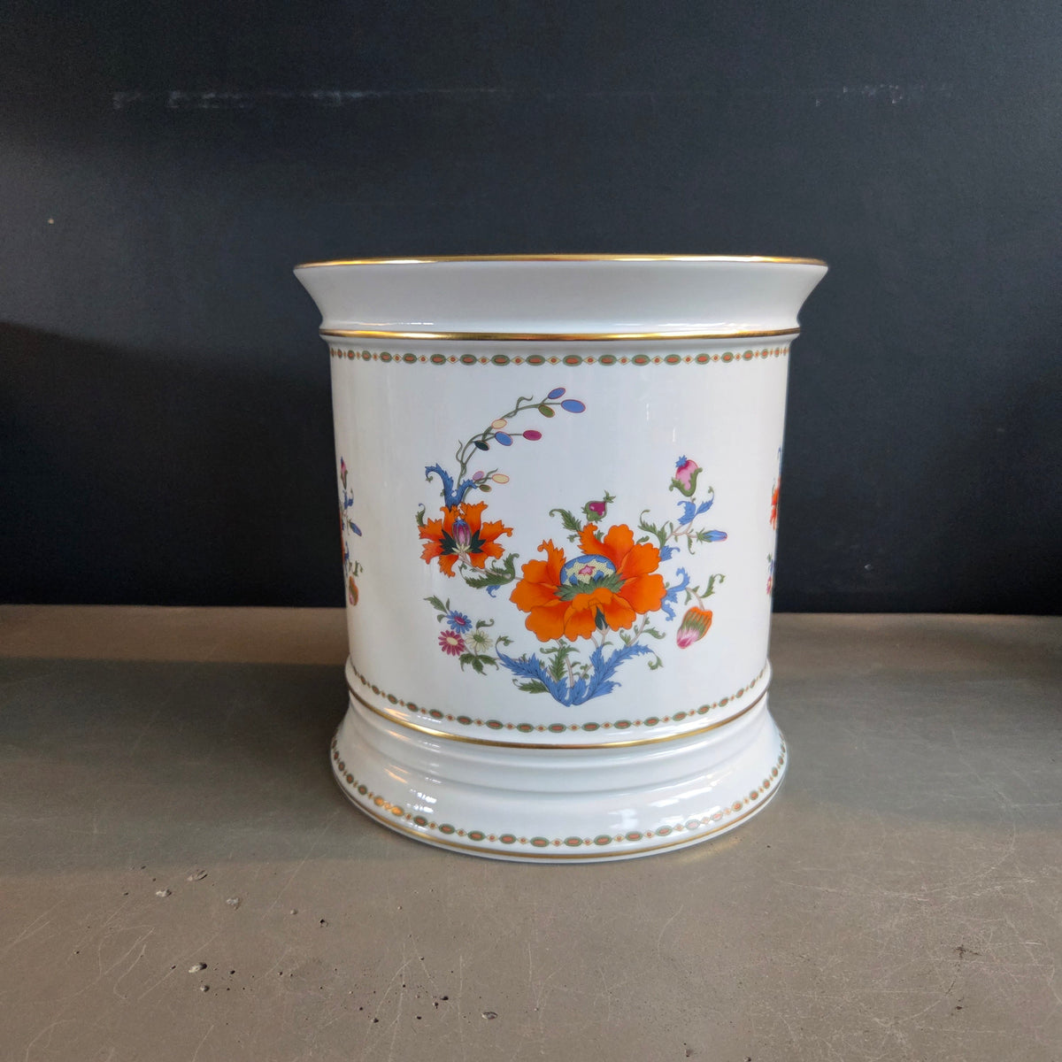 Cache-pot en porcelaine de Limoges – Raynaud & Cie - Ref 1458