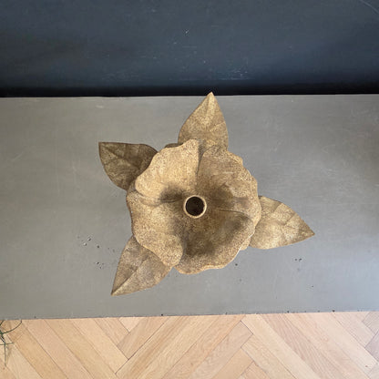 Bougeoir fleur en métal peint avec base en pierre - Ref 1468