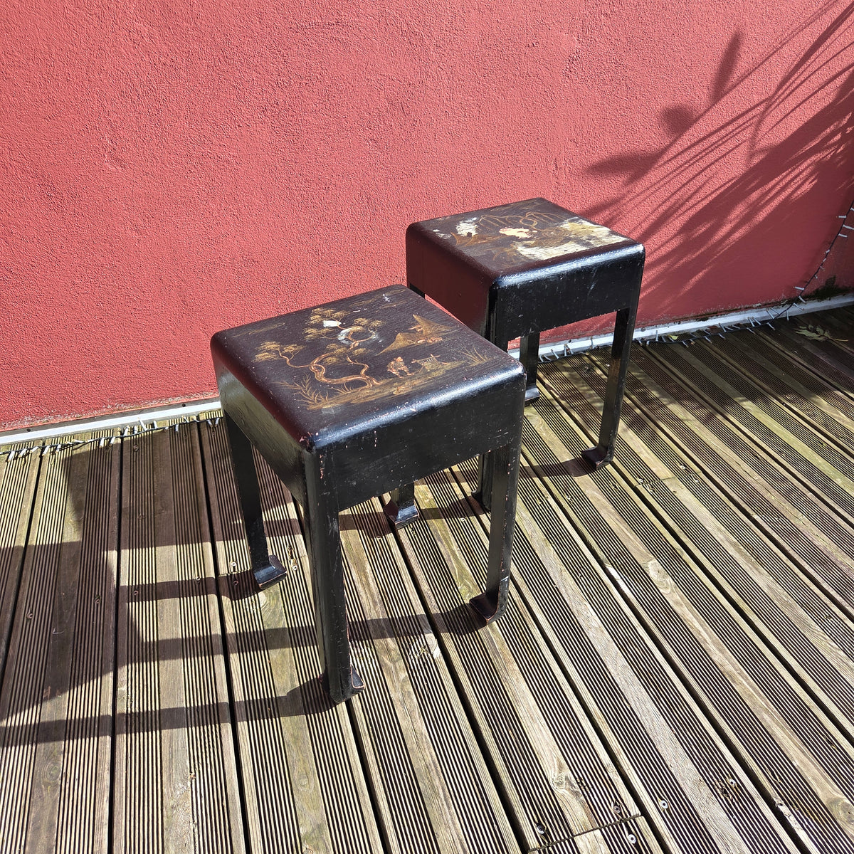 Paire de tabourets chinois en bois laqué peint - Ref 1471