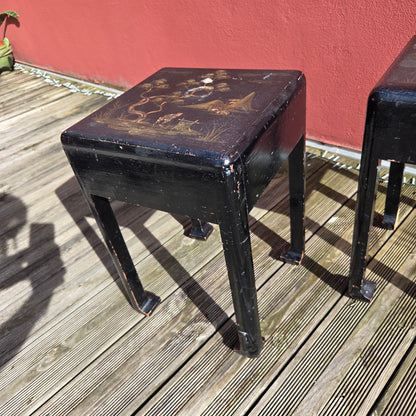 Paire de tabourets chinois en bois laqué peint - Ref 1471