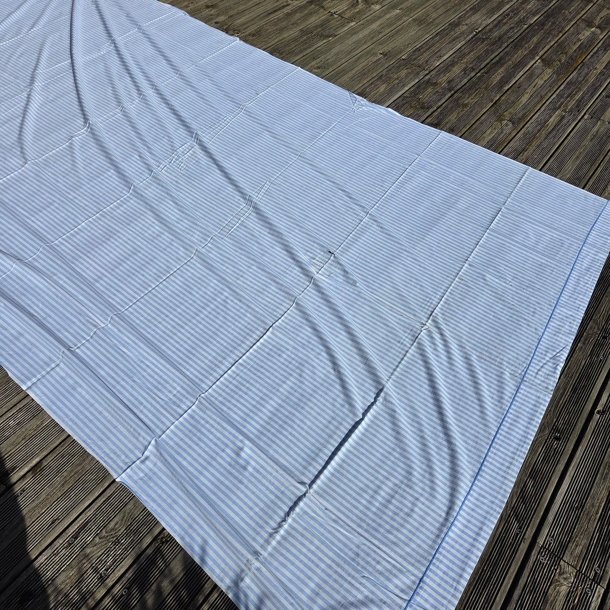 Pièce de tissu rayé bleu layette - Drap ancien 265x165cm - Ref 1479