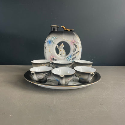 Service à saké en porcelaine – 6 tasses, bouteille et plateau - Ref 1123