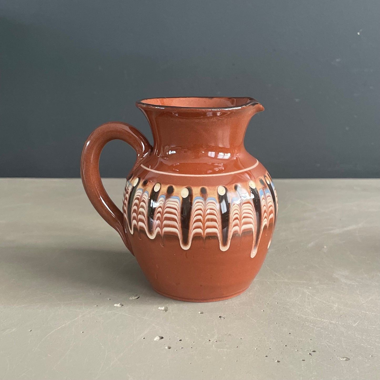 Ensemble tasses et pot à lait - Bulgarie - Ref 1139