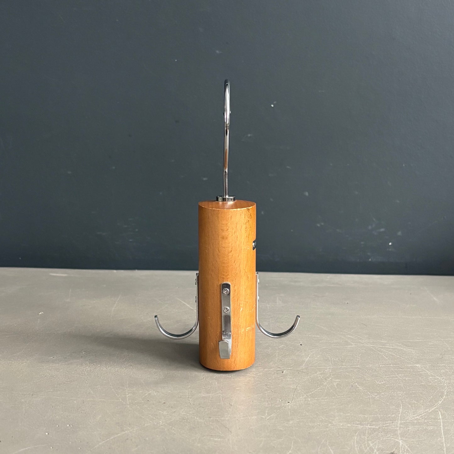 Cintre à ceintures en bois et inox - Ref 1262