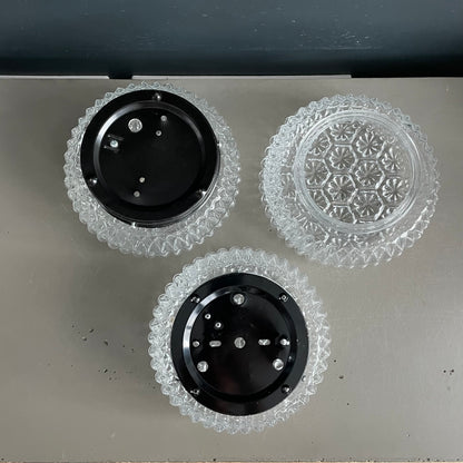 Paire de plafonniers / appliques en verre moulé + 1 globe seul - Ref 1179